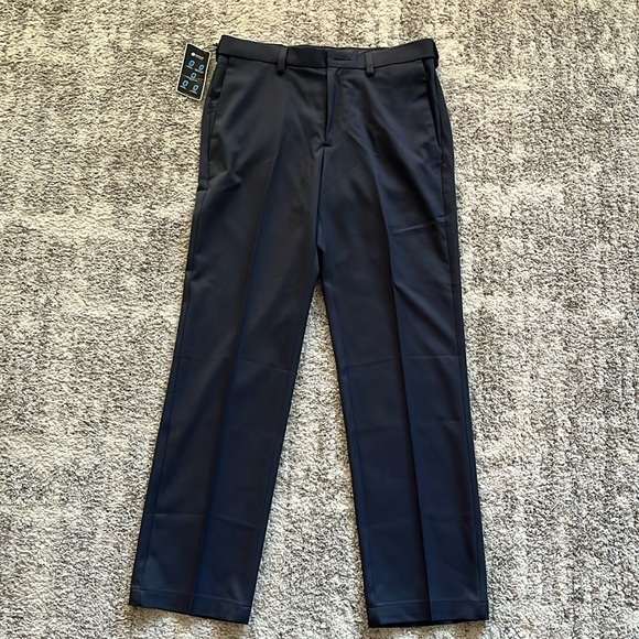 Brand New Men’s Golf Pants Haggar Navy Blue. - Picture 1 of 7